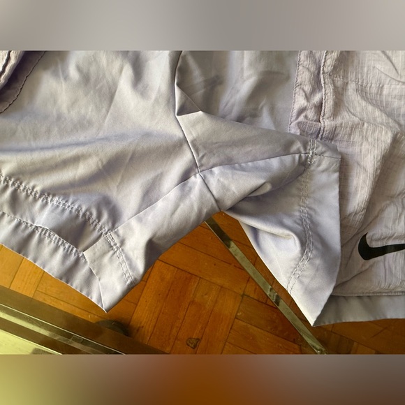 Nike running shorts - Picture 3 of 8